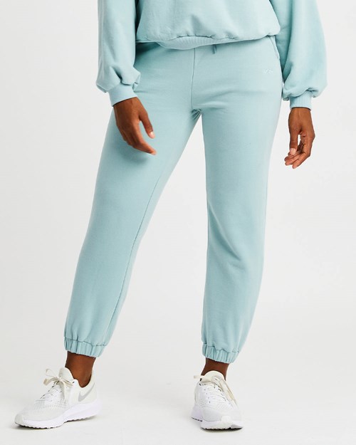 AYBL Everyday Oversized Joggers Soft Sage | 17462-KOAM