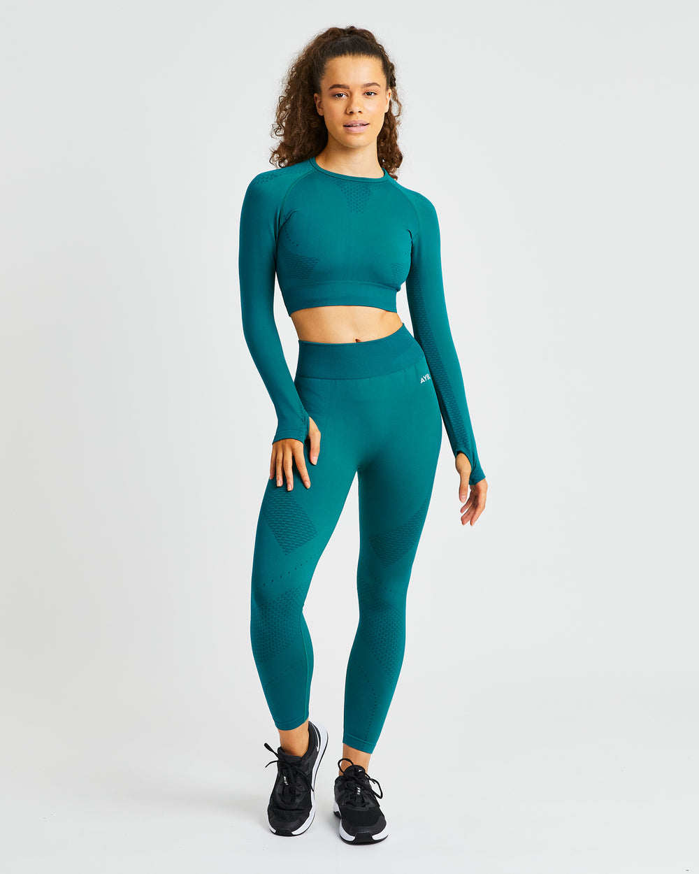 AYBL Ignite Seamless Long Sleeve Crop Top Hyper Teal | 74531-ONMV