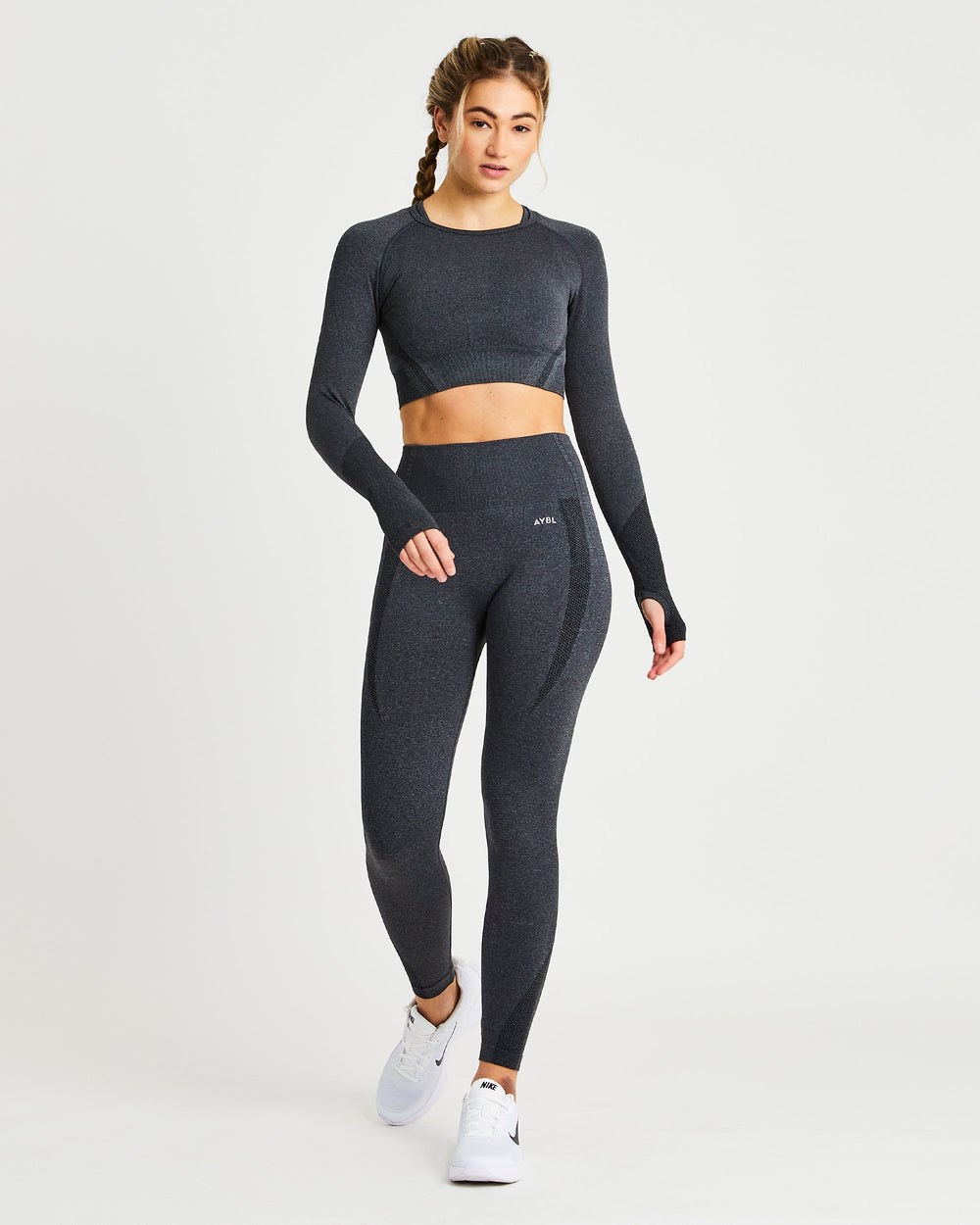 AYBL Balance V2 Seamless Long Sleeve Crop Top Schwarz | 17495-BYOQ