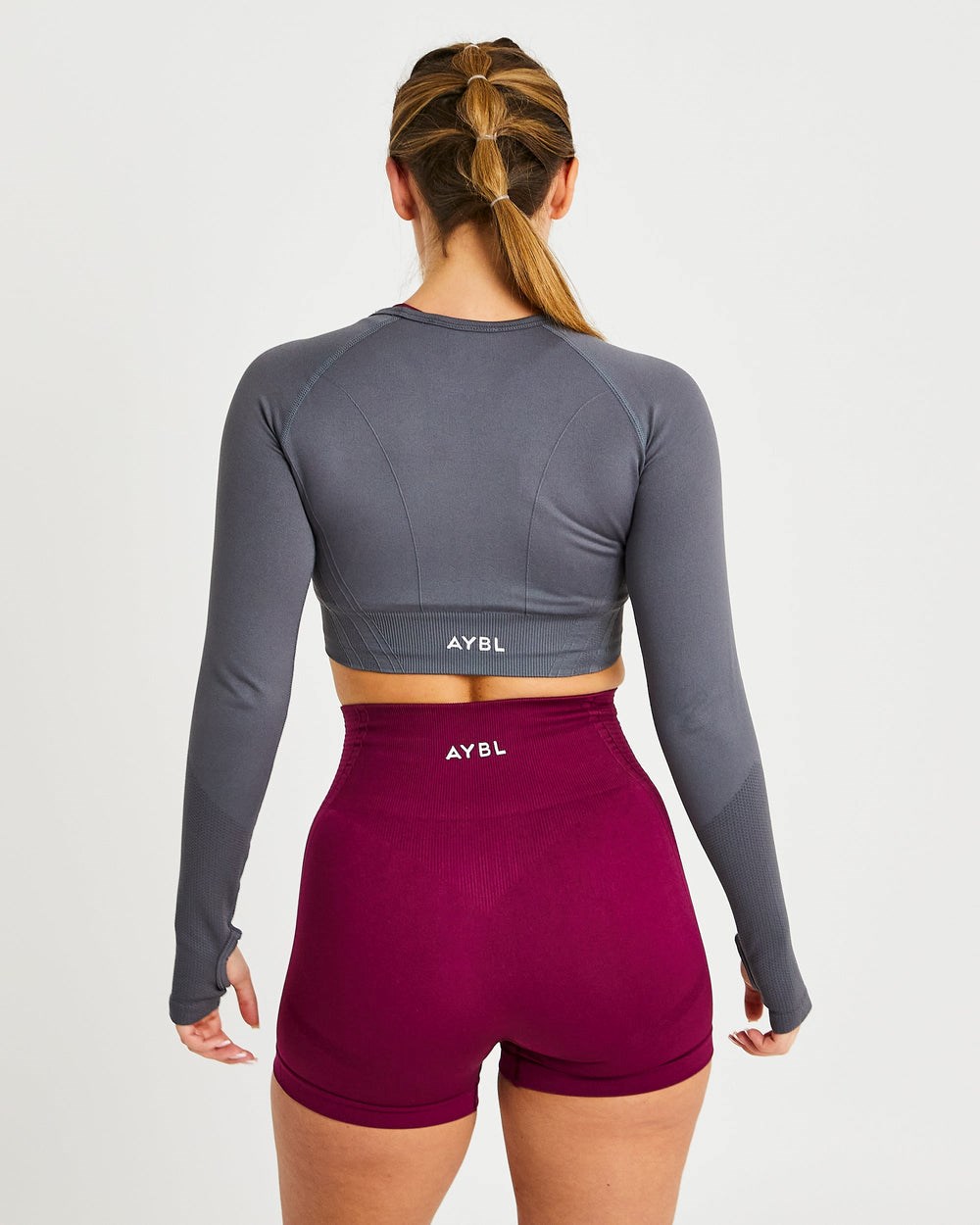 AYBL Balance V2 Seamless Long Sleeve Crop Top Grau | 20951-VFAS