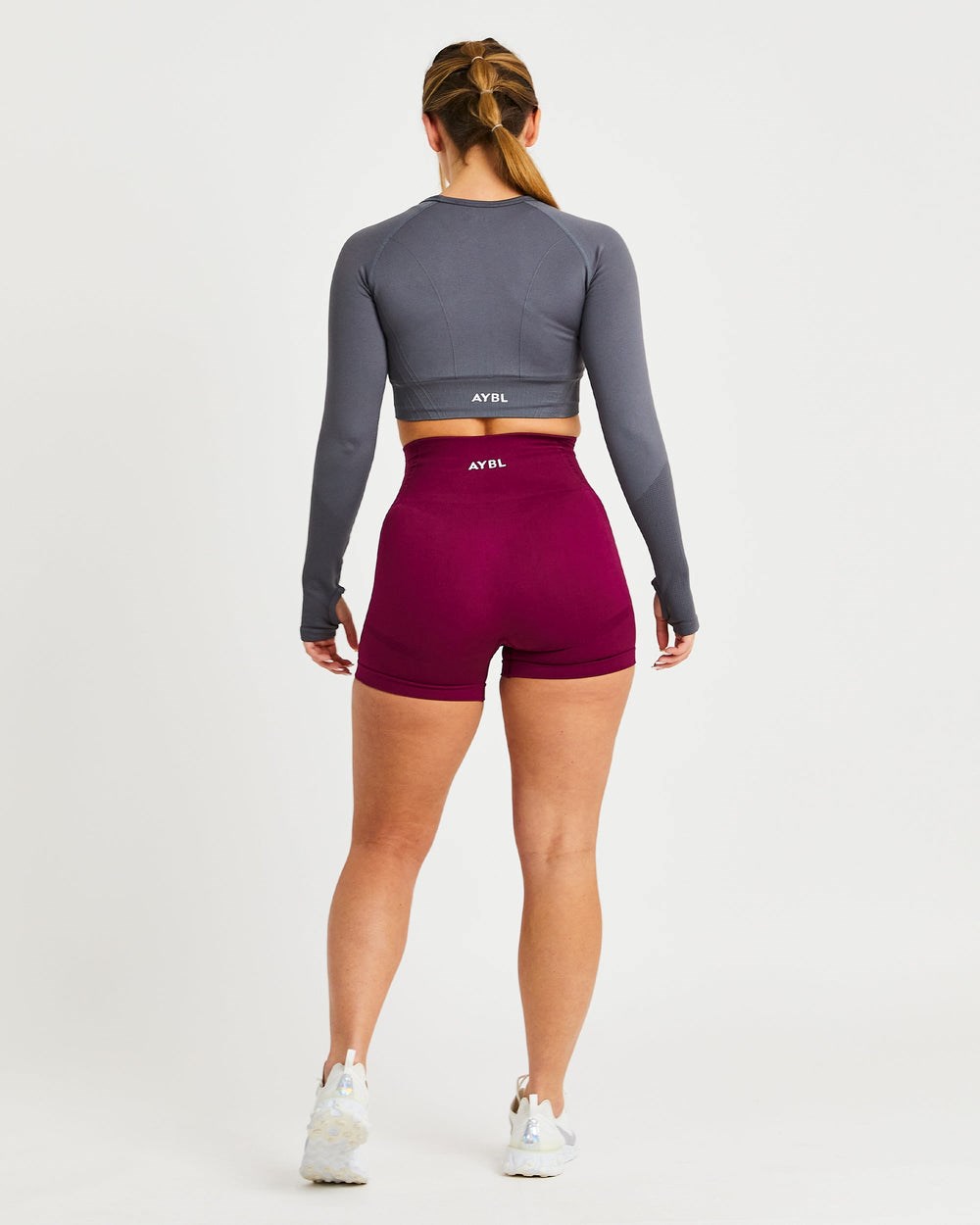 AYBL Balance V2 Seamless Long Sleeve Crop Top Grau | 20951-VFAS