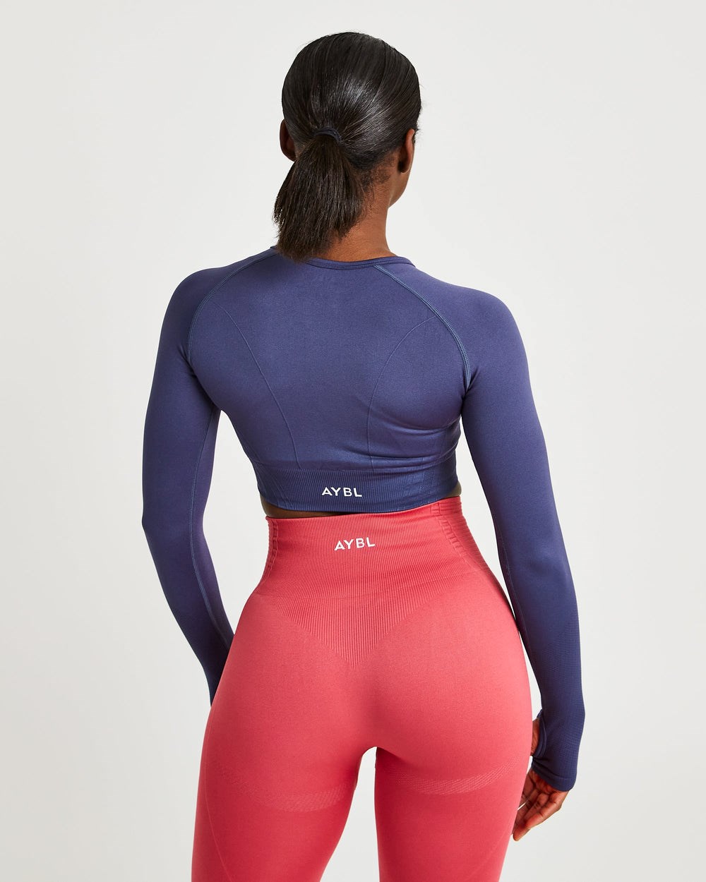 AYBL Balance V2 Seamless Long Sleeve Crop Top Navy Blau | 26705-YBDX