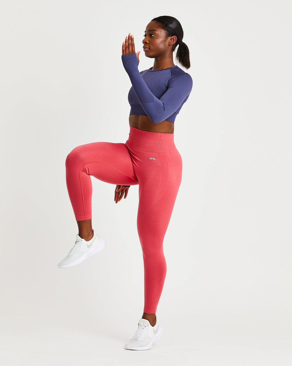 AYBL Balance V2 Seamless Long Sleeve Crop Top Navy Blau | 26705-YBDX