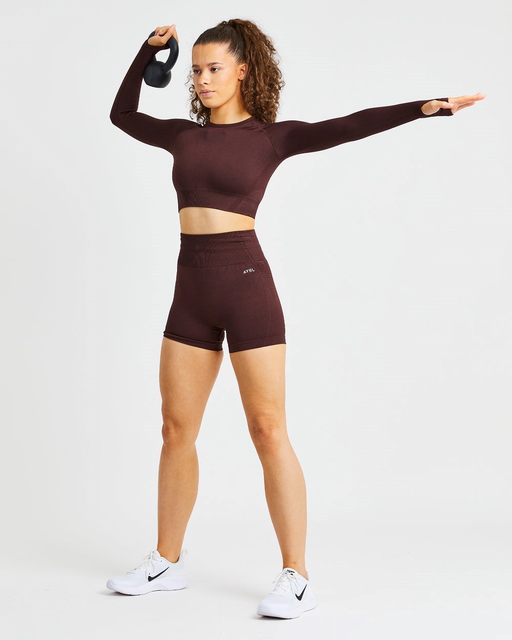 AYBL Balance V2 Seamless Long Sleeve Crop Top Schokolade Braun | 71583-NHJI