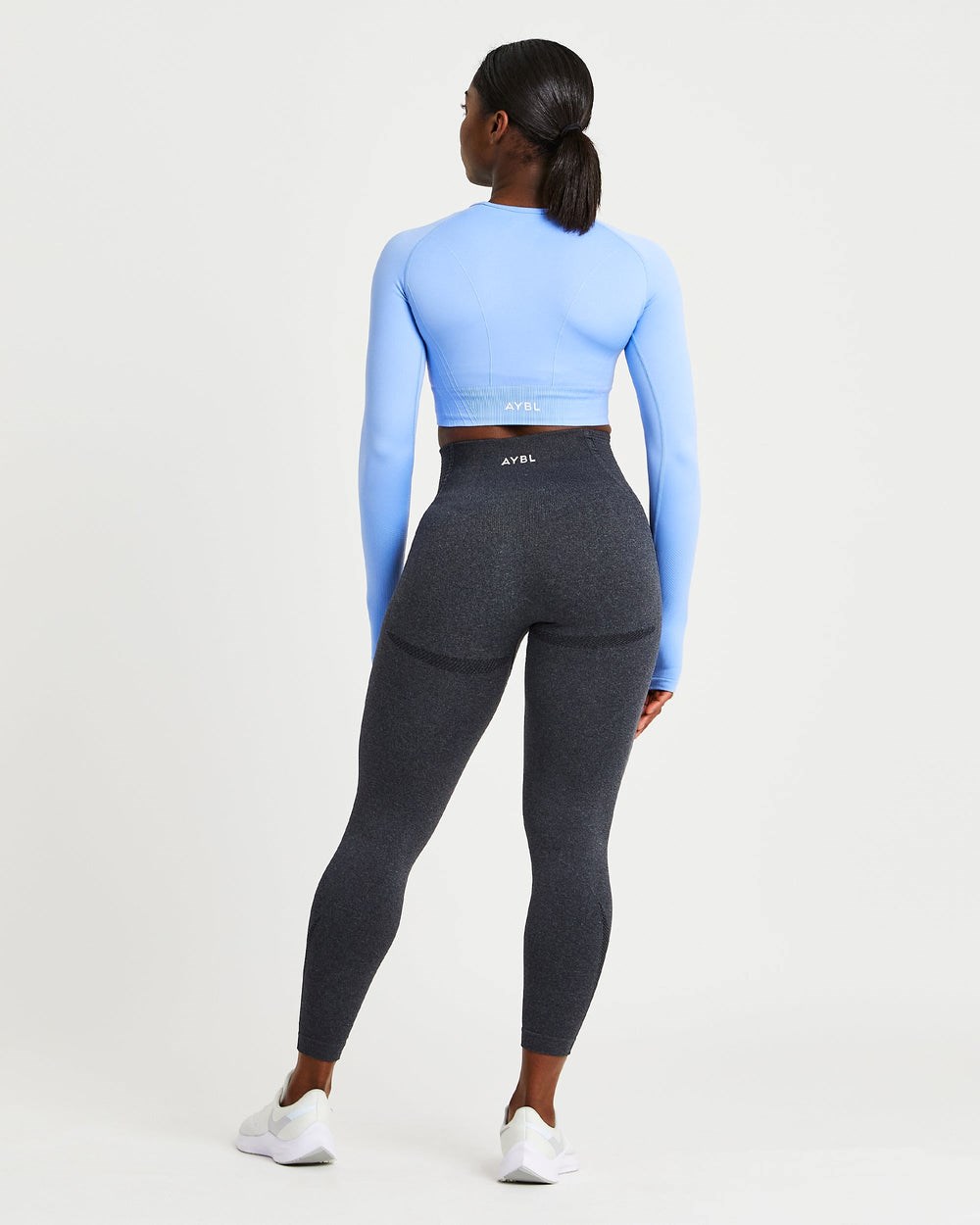 AYBL Balance V2 Seamless Long Sleeve Crop Top Blau | 85427-ZCDQ