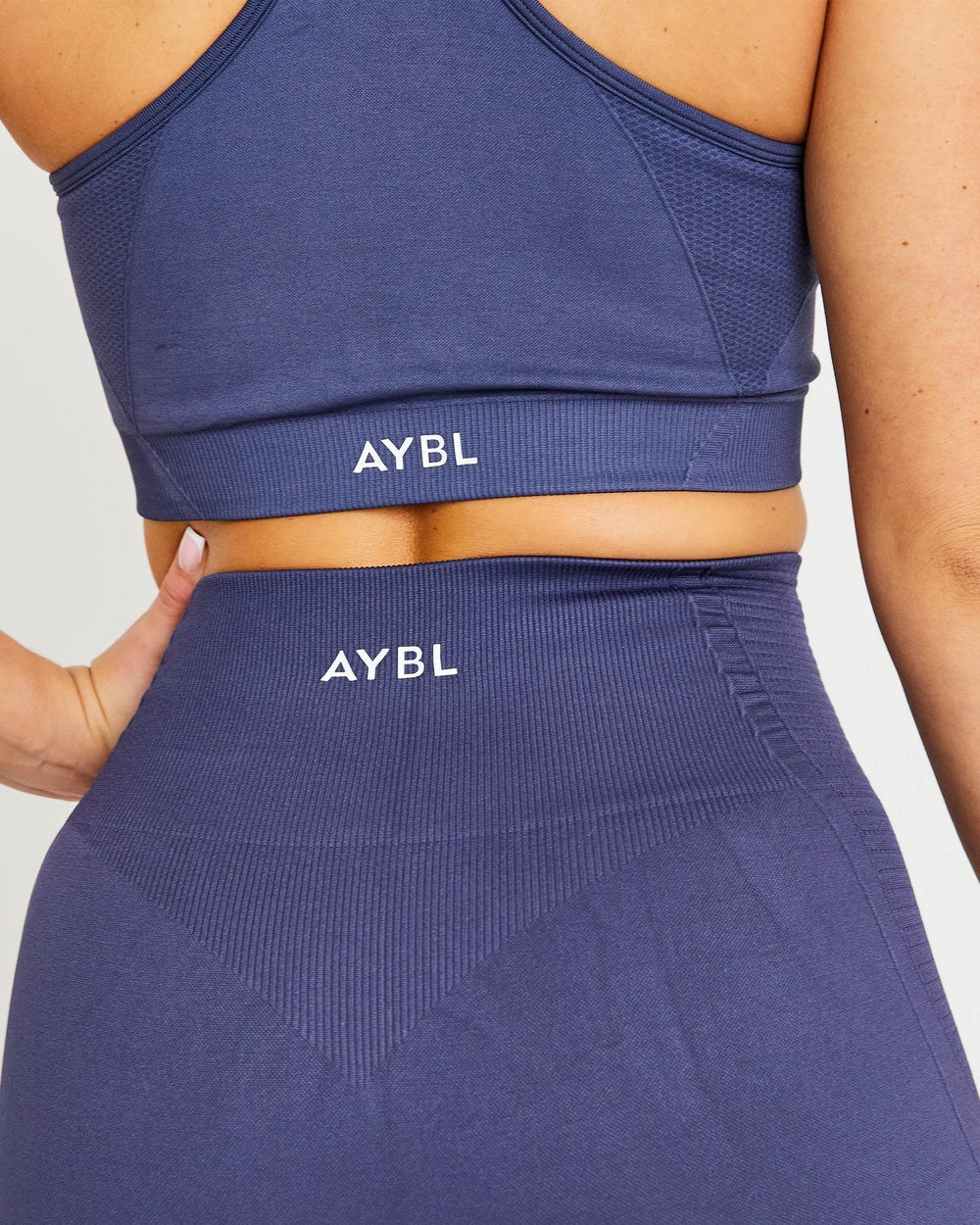 AYBL Balance V2 Seamless Shorts Navy Blau | 84279-DXJV