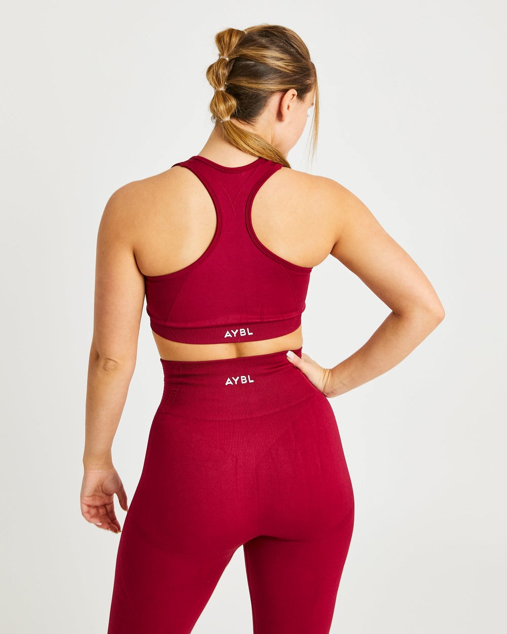 AYBL Balance V2 Seamless Sports Bra Rot | 64370-BQSG