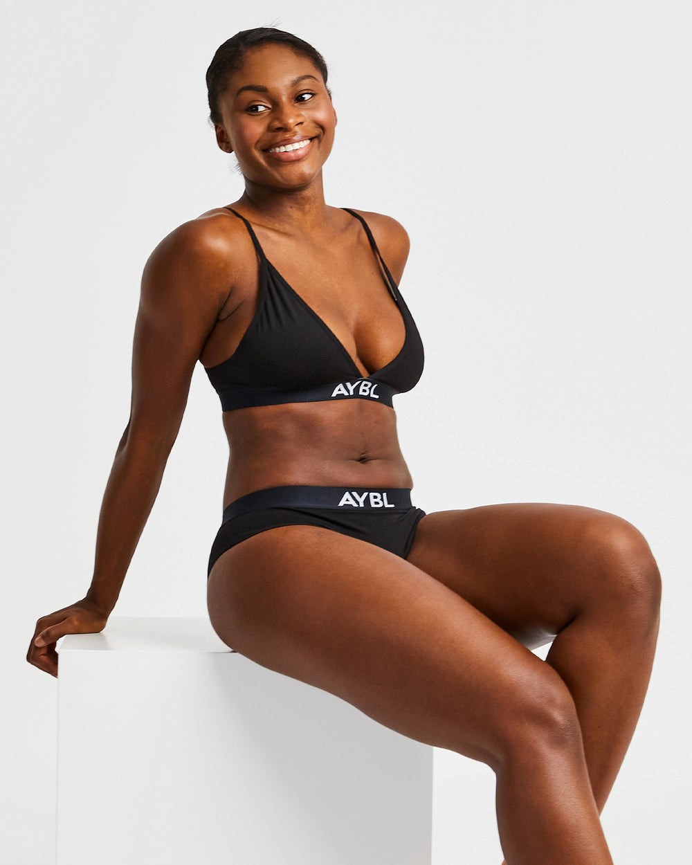 AYBL Baumwoll Bra Schwarz | 45067-JAOU