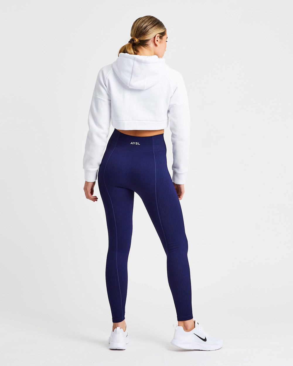 AYBL Beyond Crop Zip Hoodie Weiß | 43572-VOIY