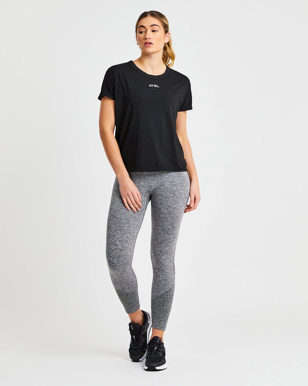 AYBL Boxy T Shirt Schwarz | 20579-UXOB