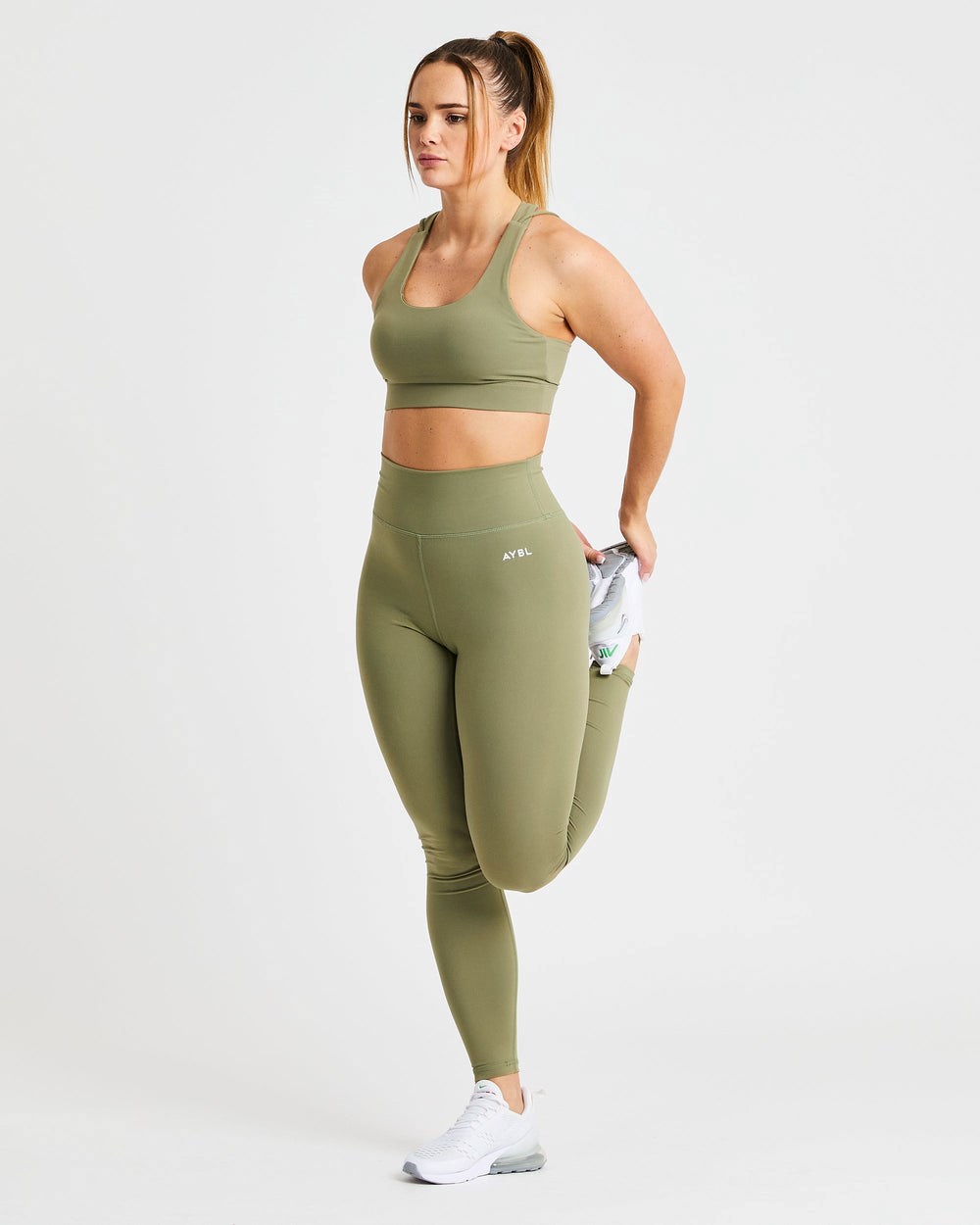 AYBL Core Leggings Olivgrün | 73589-TZFL