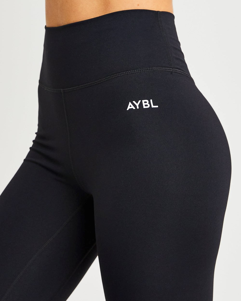 AYBL Core Leggings Schwarz | 63048-PWQS