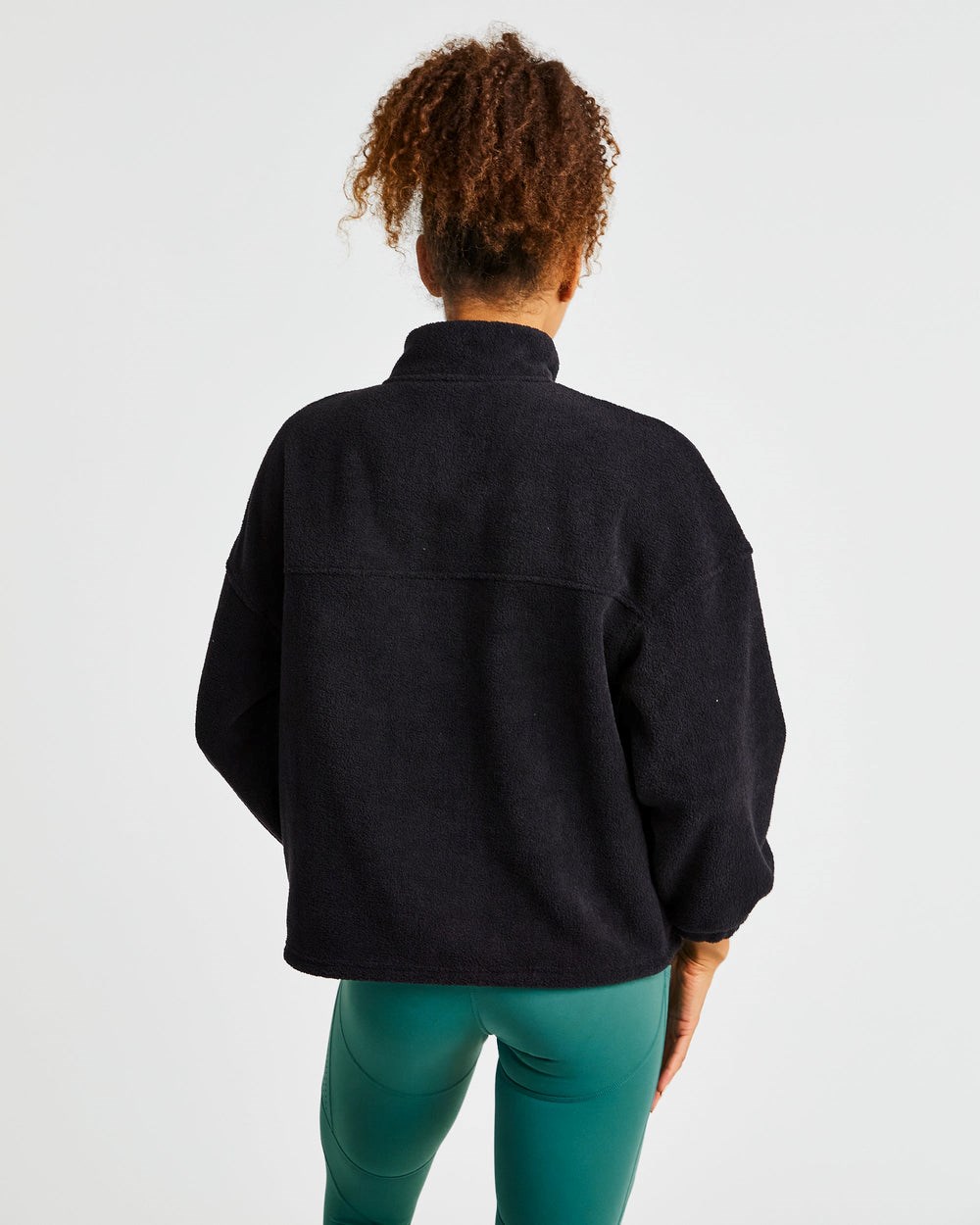 AYBL Effortless Oversized Fleece Schwarz | 01826-HZLN