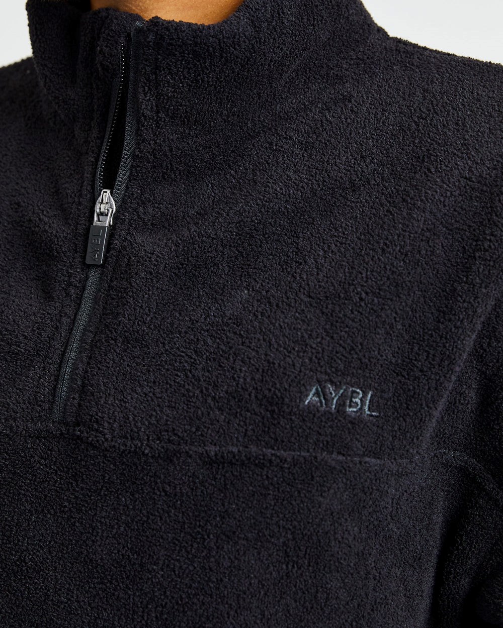 AYBL Effortless Oversized Fleece Schwarz | 01826-HZLN