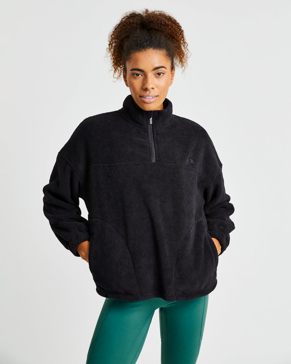 AYBL Effortless Oversized Fleece Schwarz | 01826-HZLN