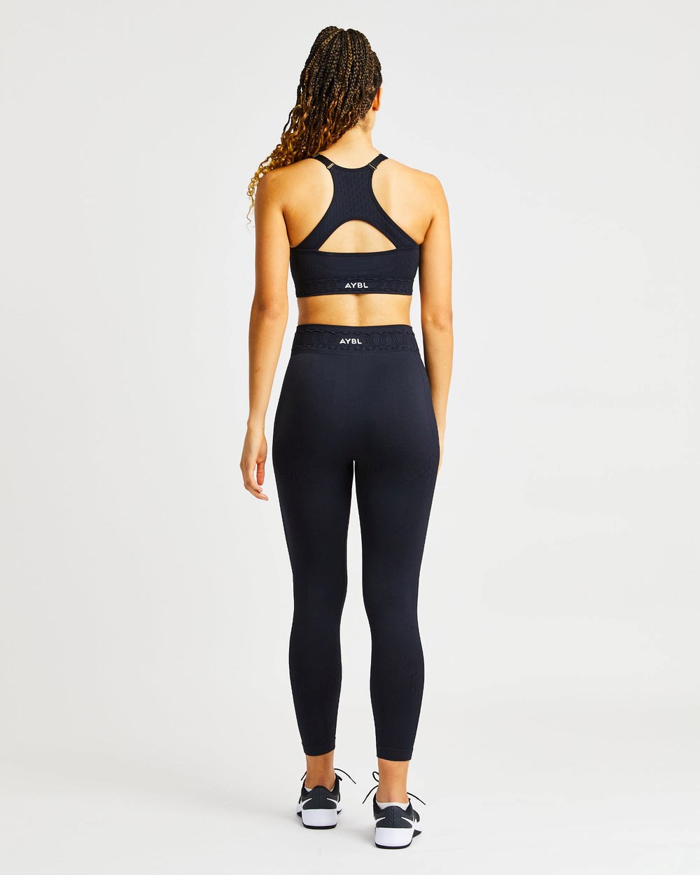 AYBL Elevate Seamless Leggings Schwarz | 37451-MDSZ