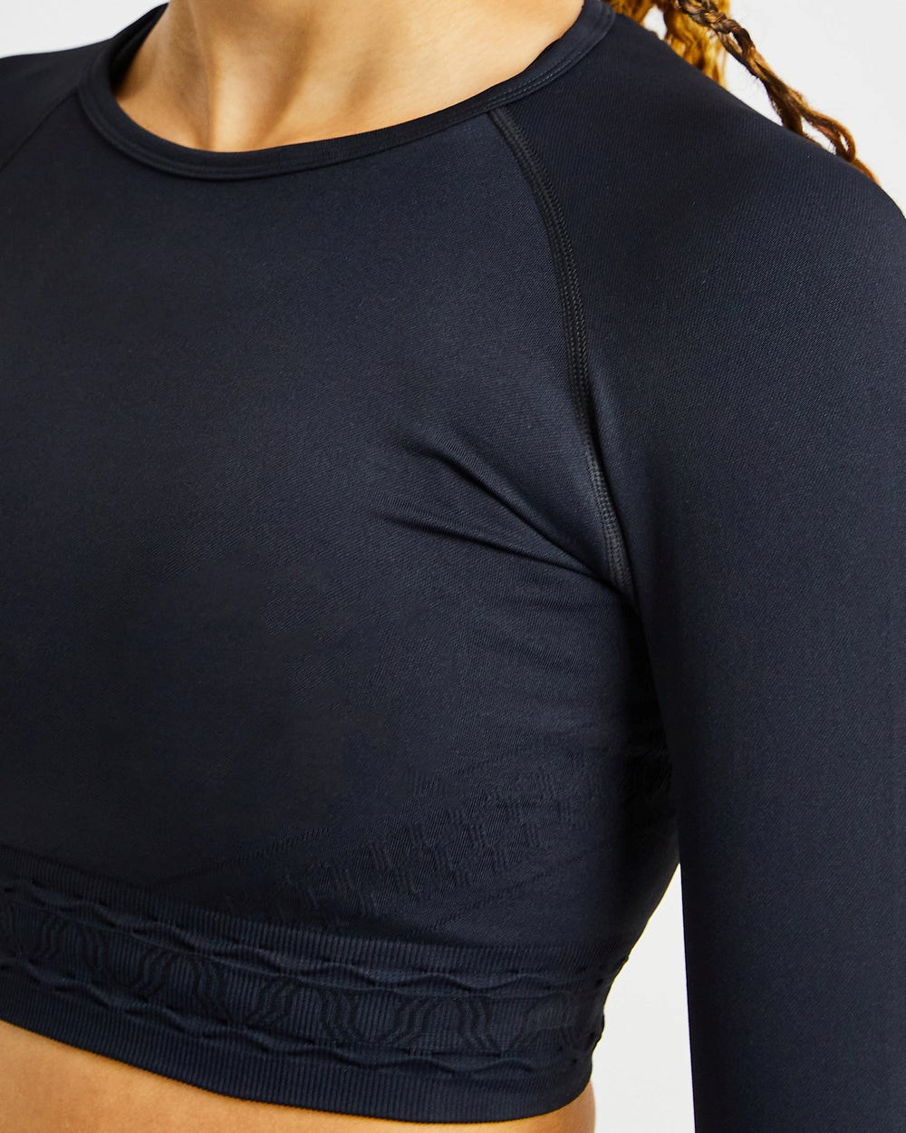 AYBL Elevate Seamless Long Sleeve Crop Top Schwarz | 76148-WDIZ