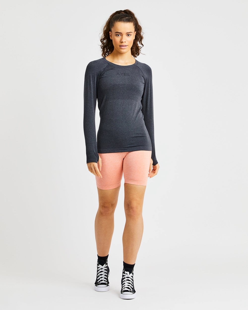 AYBL Embrace Seamless Long Sleeve T Shirt Schwarz | 83607-GBJZ