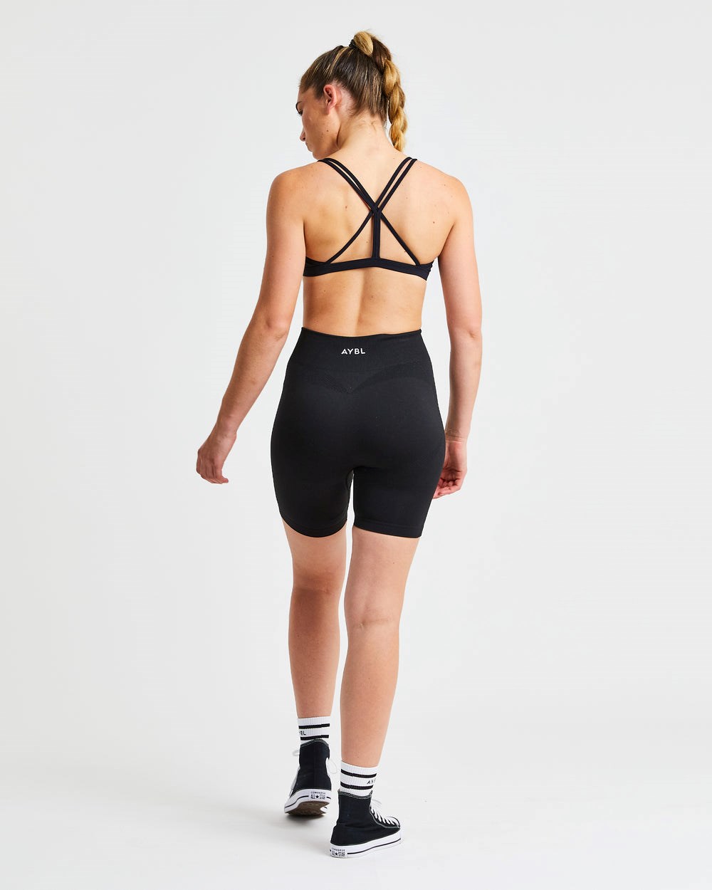 AYBL Essential Riemchen Sports Bra Schwarz | 94356-HFJB