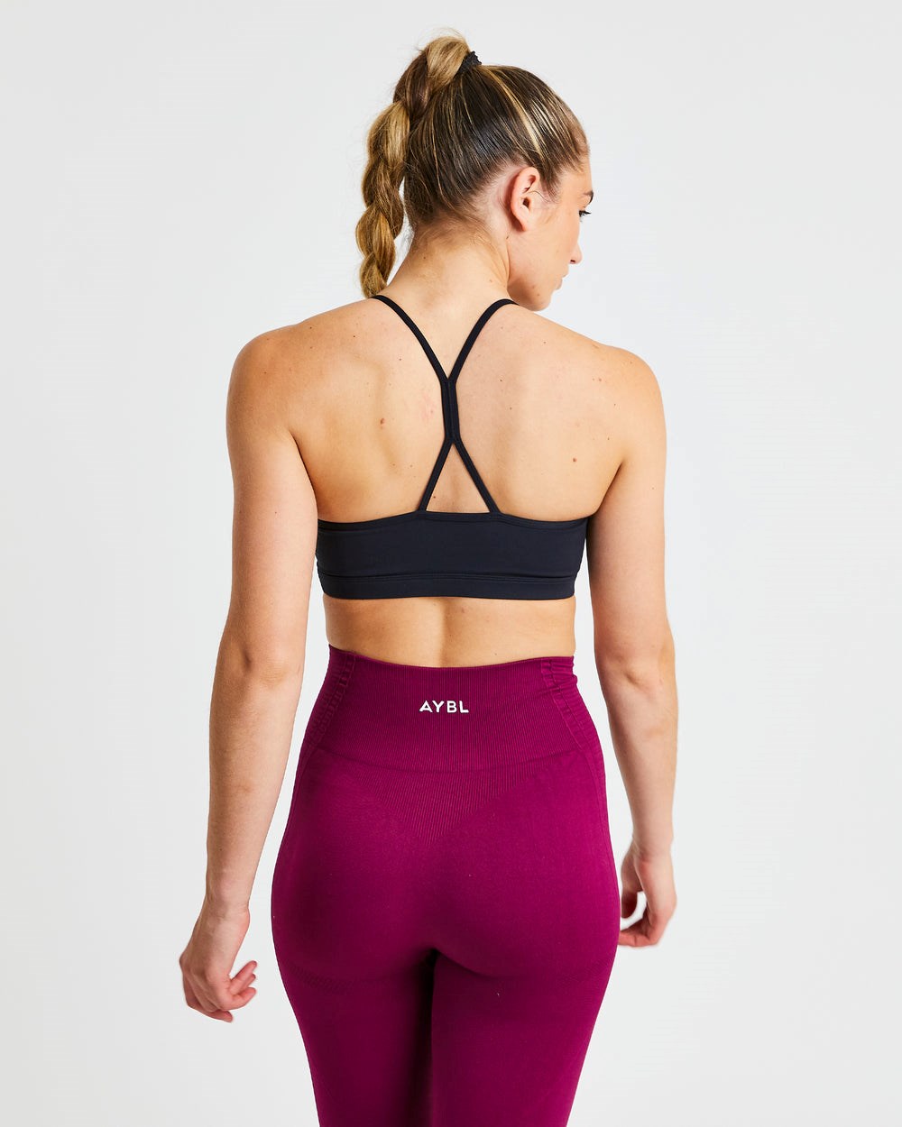 AYBL Essential Ruched Sports Bra Schwarz | 48517-YMEU