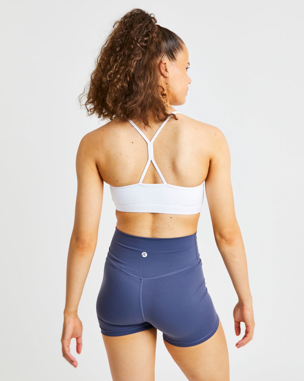 AYBL Essential Ruched Sports Bra Weiß | 35617-CWGK