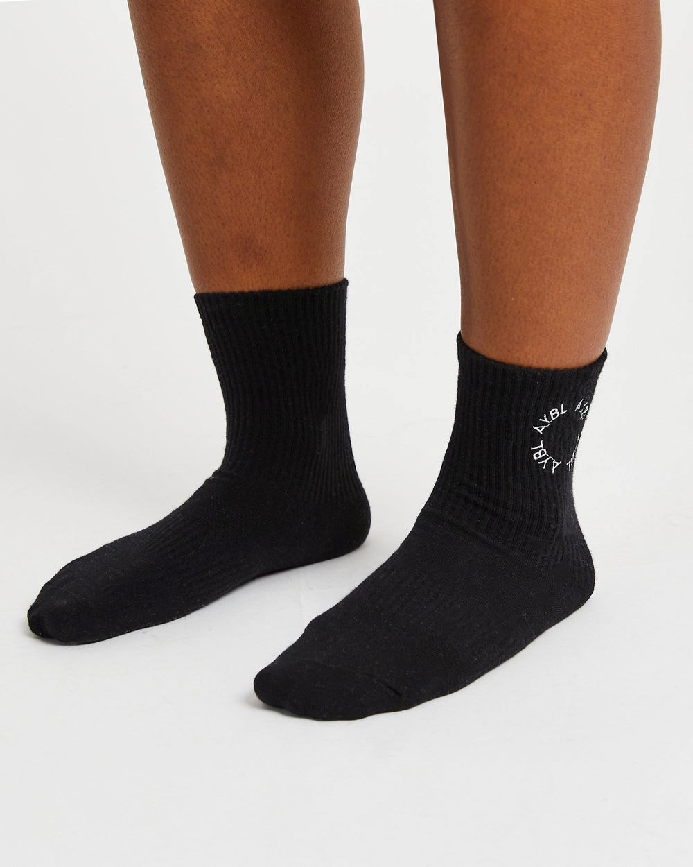 AYBL Everyday Embroidered Crew Socks (3 Pack) Schwarz | 28659-PMEV