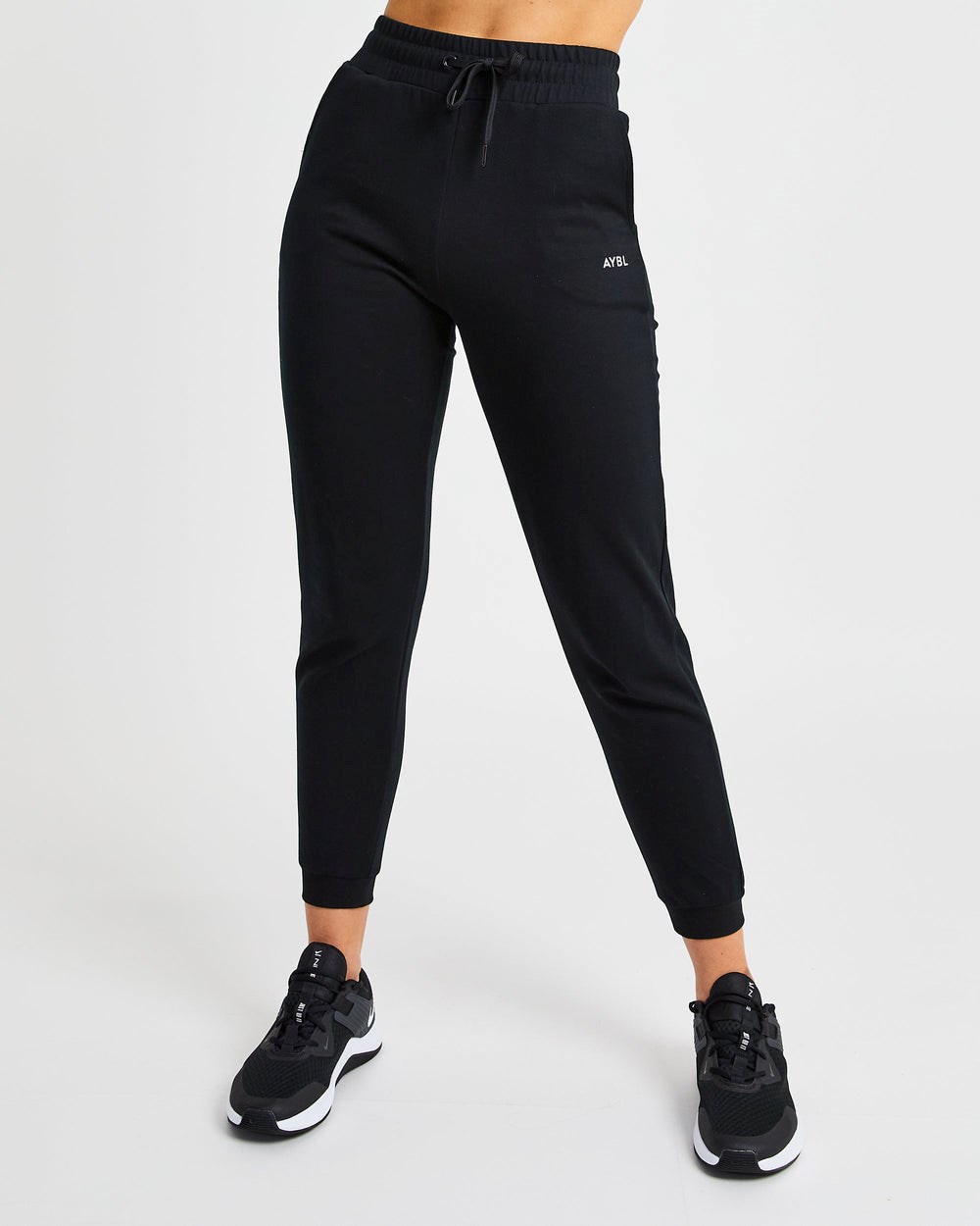 AYBL Everyday Joggers Schwarz | 09674-MWSV