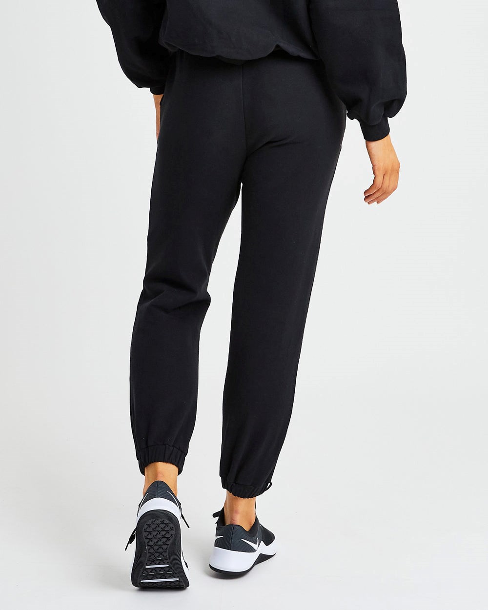 AYBL Everyday Oversized Joggers Schwarz | 42710-VWAK