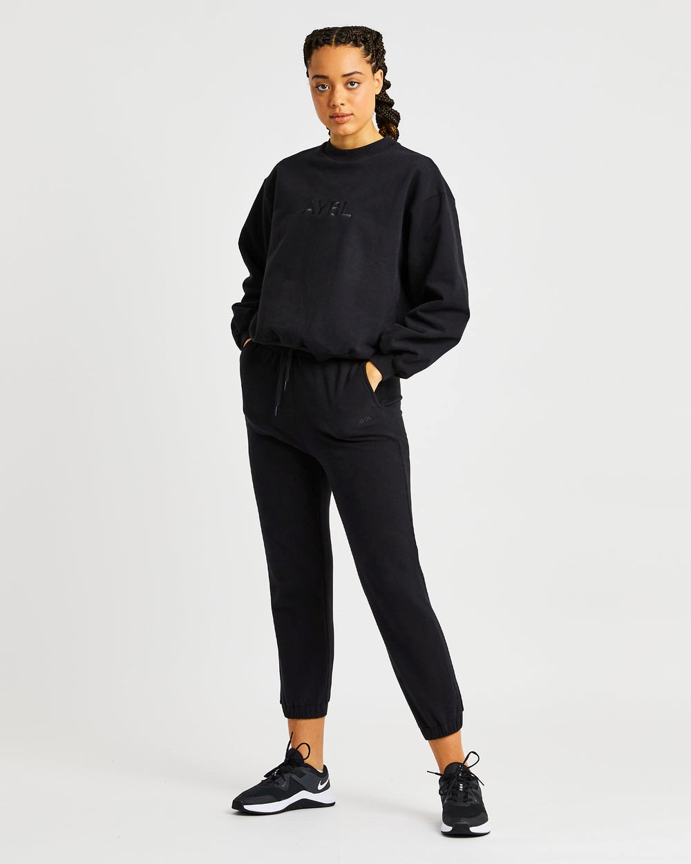 AYBL Everyday Oversized Joggers Schwarz | 42710-VWAK