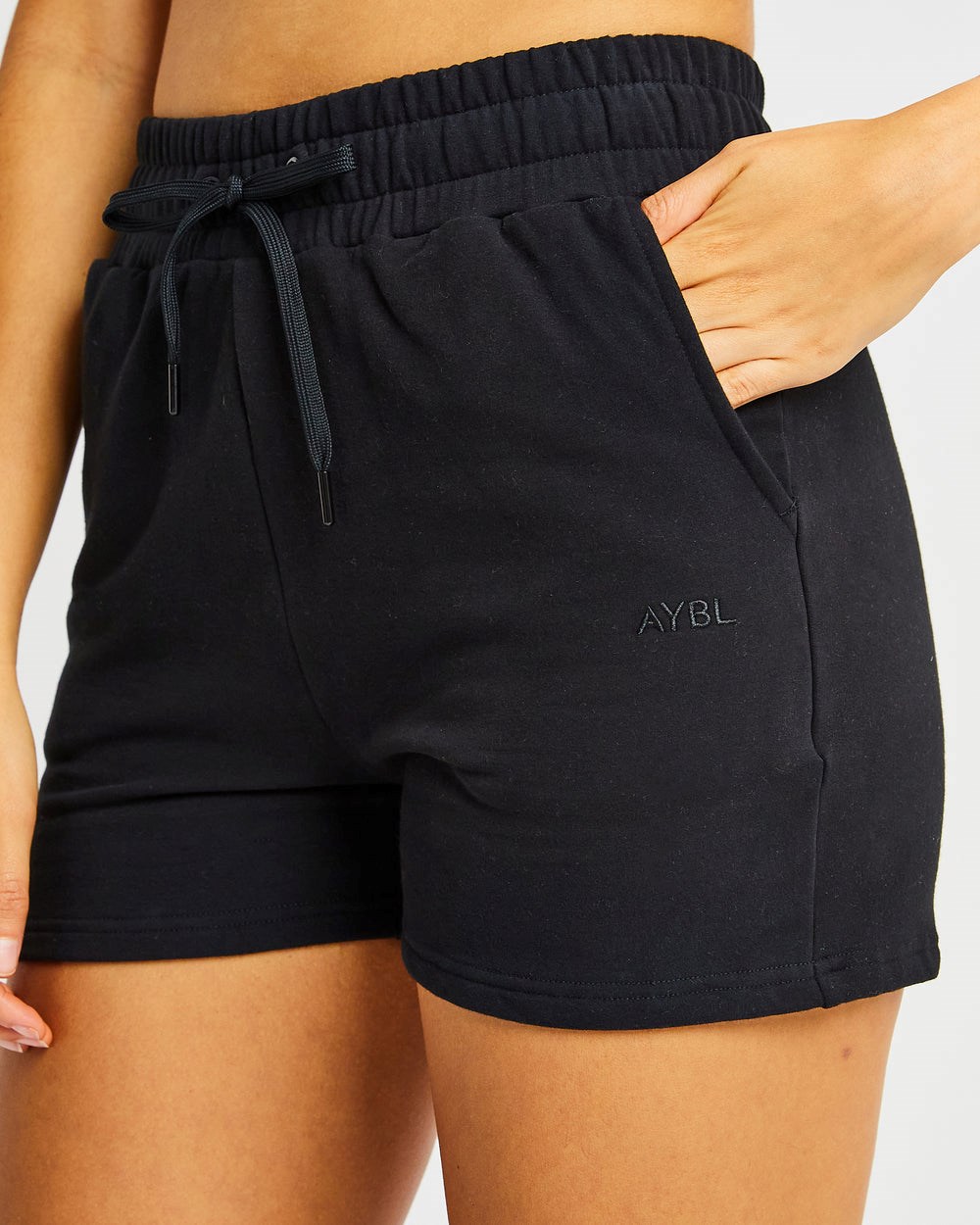 AYBL Everyday Oversized Shorts Schwarz | 03915-GXZR