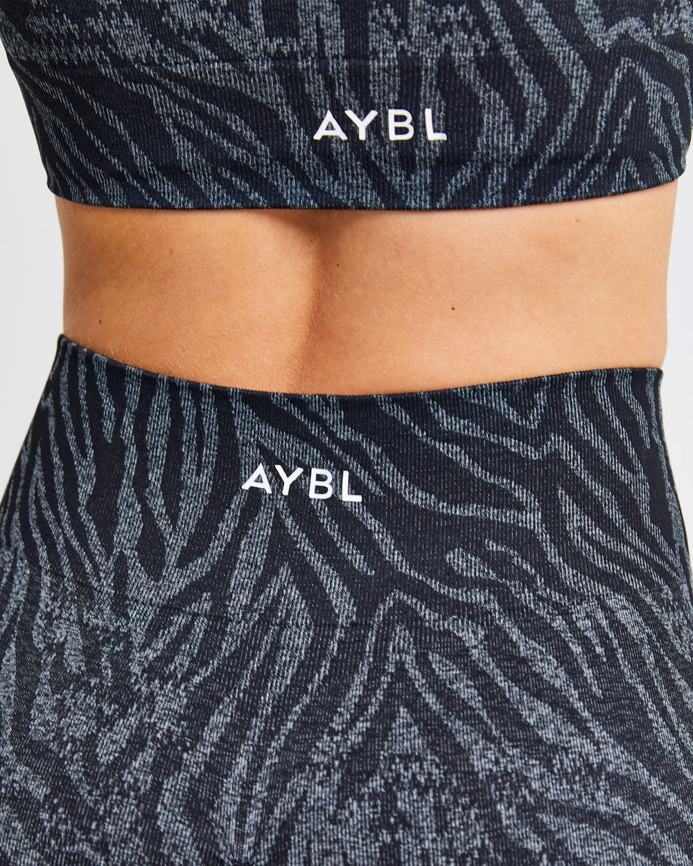 AYBL Evolve Animal Seamless Leggings Schwarz | 26894-GBTK