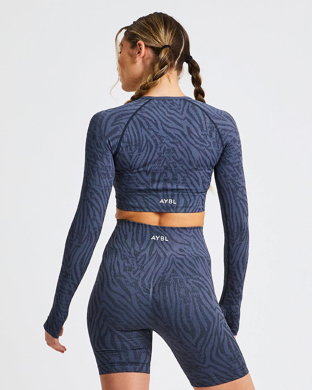 AYBL Evolve Animal Seamless Long Sleeve Crop Top Blau | 10458-AHRX