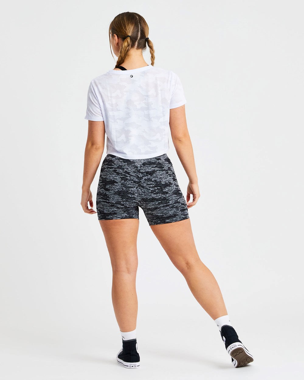 AYBL Evolve Camo Crop T Shirt Weiß | 32574-KONJ