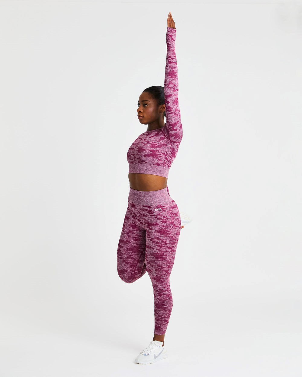 AYBL Evolve Camo Seamless Long Sleeve Crop Top Bordeaux | 49081-KQFD