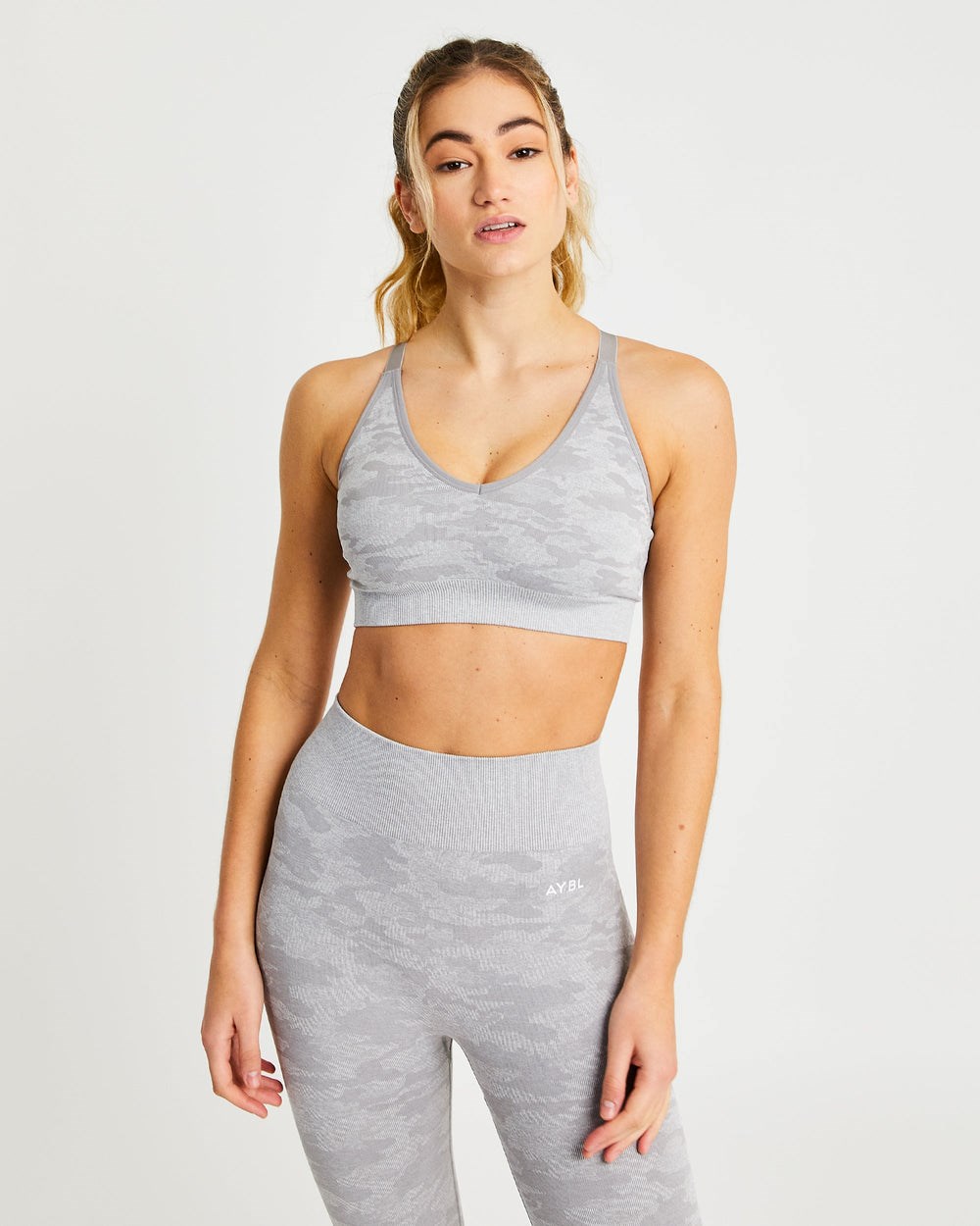 AYBL Evolve Camo Seamless Sports Bra Grau | 62079-TMVR