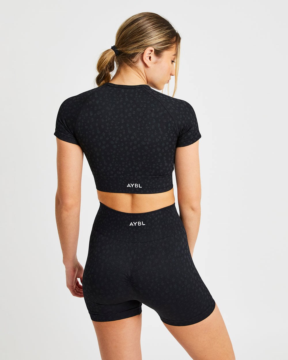 AYBL Evolve Speckle Seamless Crop Top Schwarz | 58146-WGDH