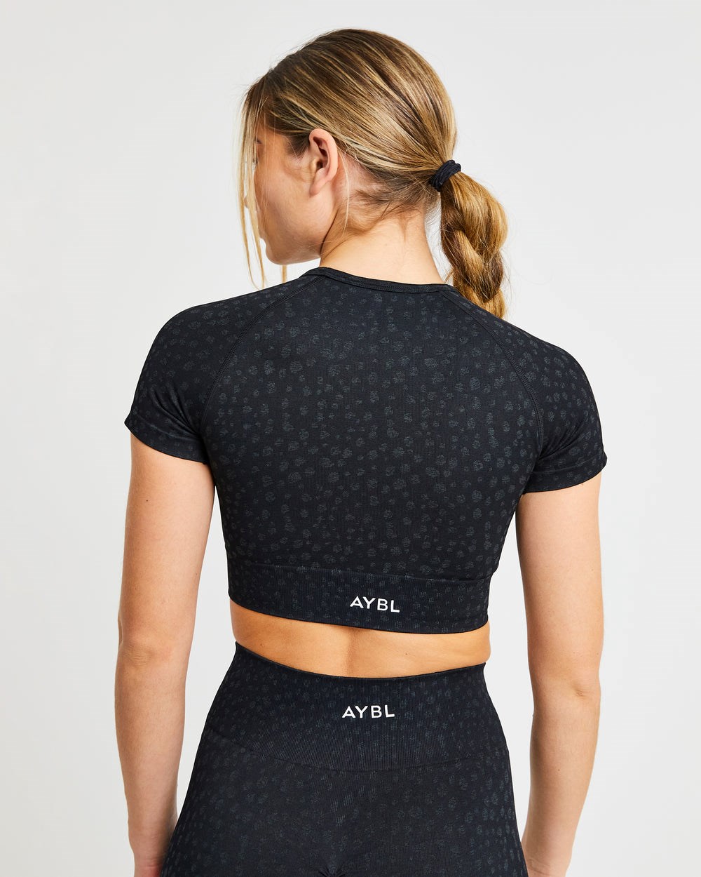 AYBL Evolve Speckle Seamless Crop Top Schwarz | 58146-WGDH