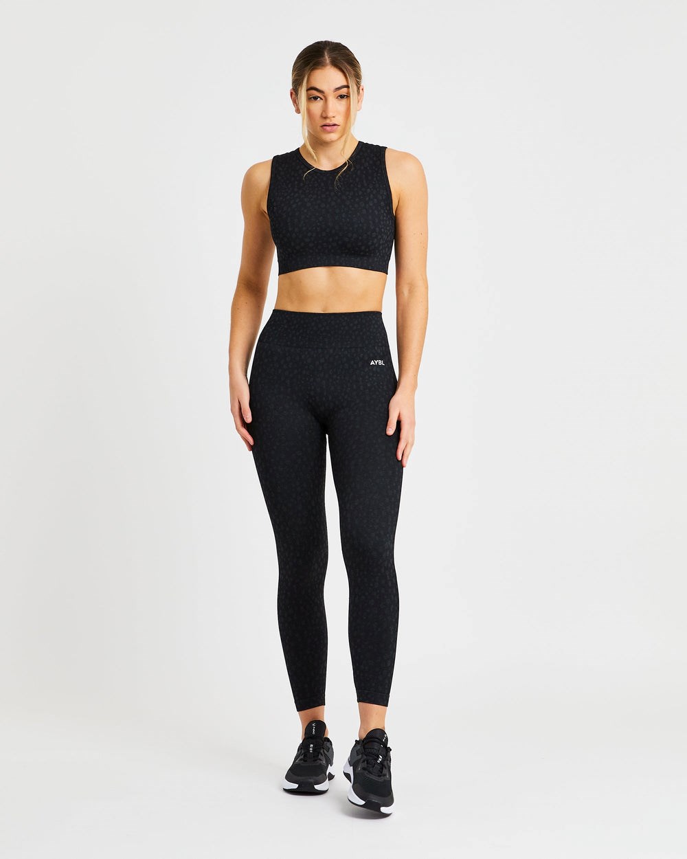 AYBL Evolve Speckle Seamless Crop Vest Schwarz | 05941-FCZM