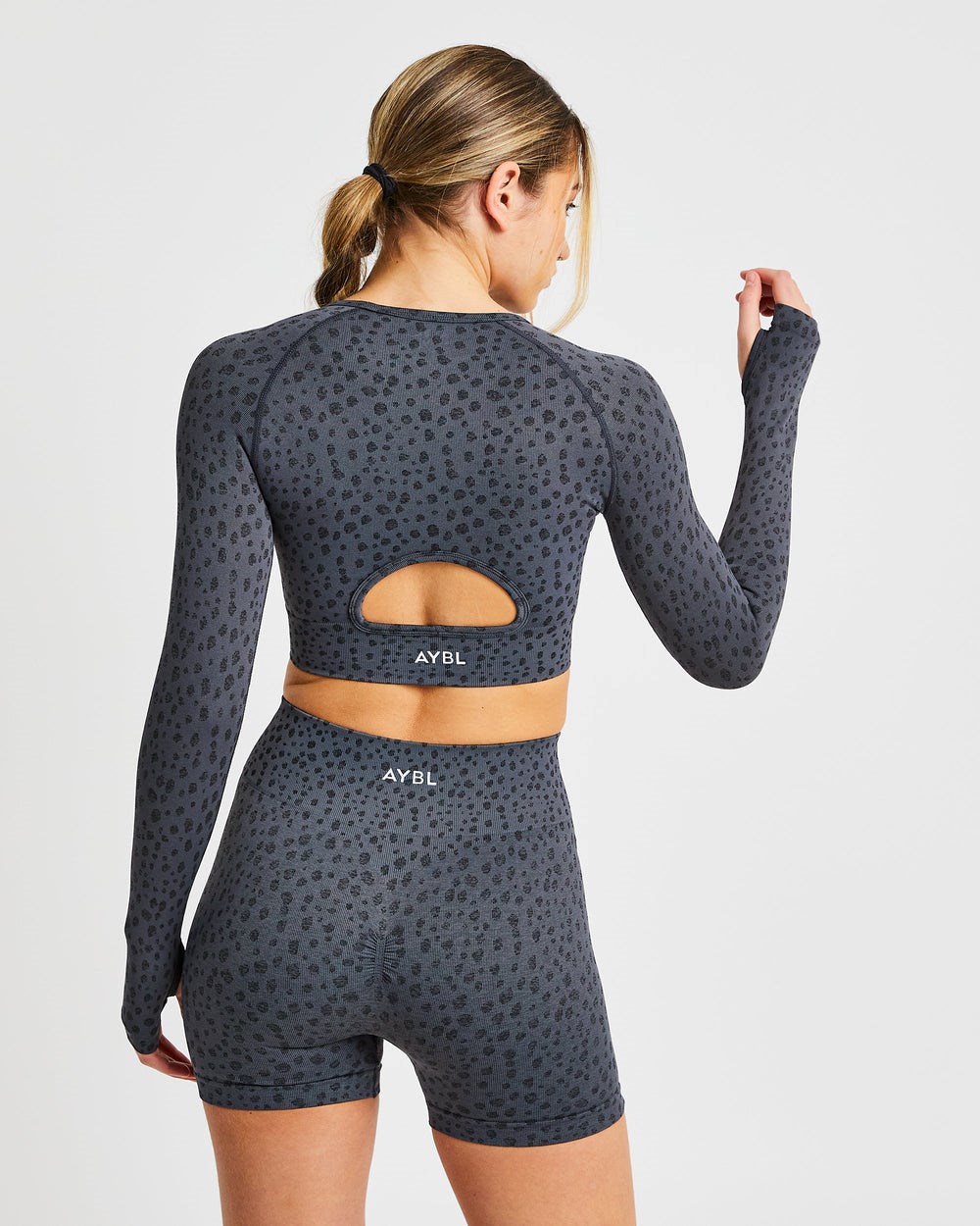 AYBL Evolve Speckle Seamless Long Sleeve Crop Top Charcoal | 05927-RBSG