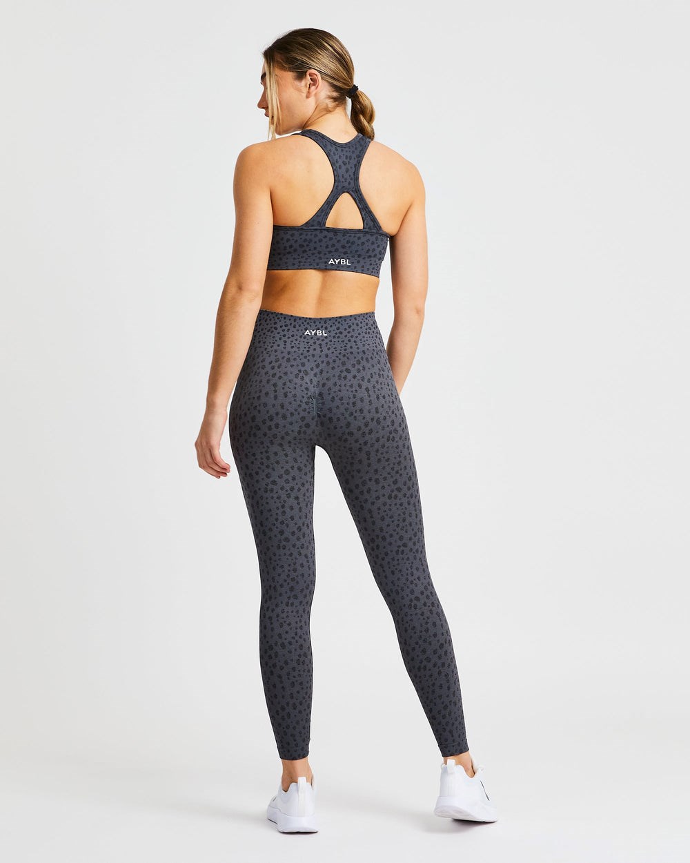 AYBL Evolve Speckle Seamless Sports Bra Charcoal | 35201-SIUA