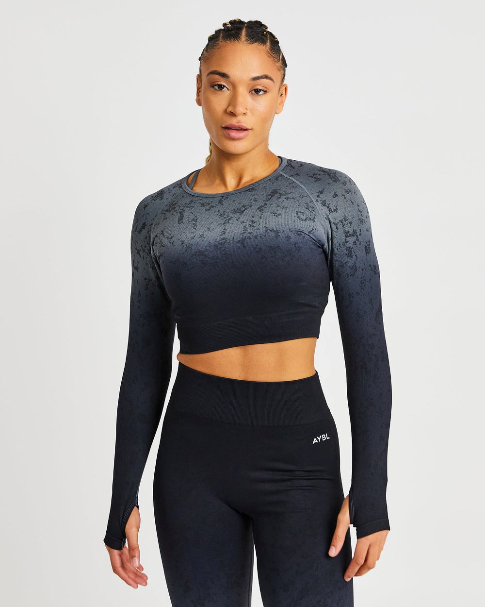 AYBL Flare Seamless Long Sleeve Crop Top Schwarz | 03284-XIQK