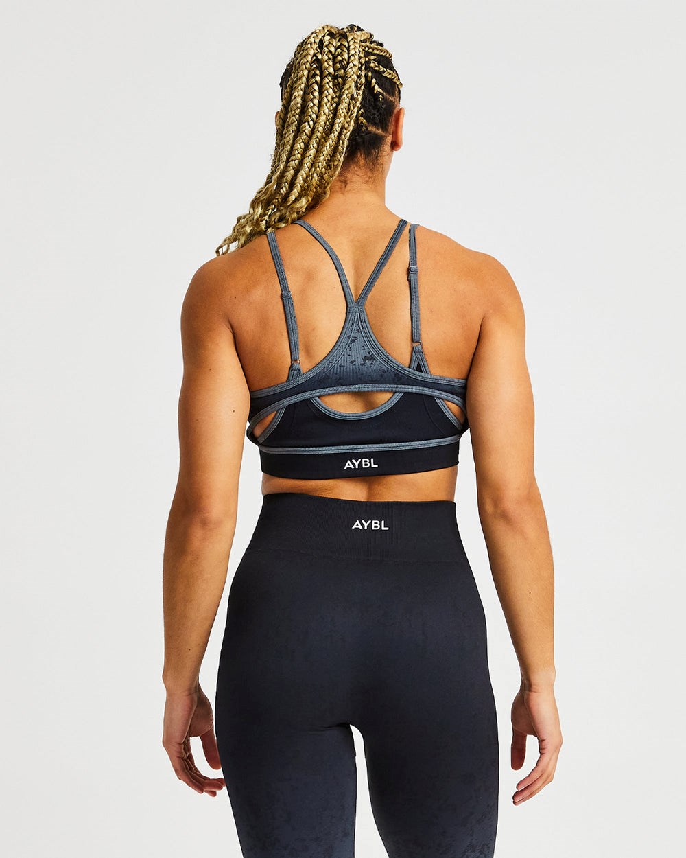 AYBL Flare Seamless Sports Bra Schwarz | 18320-NSVP