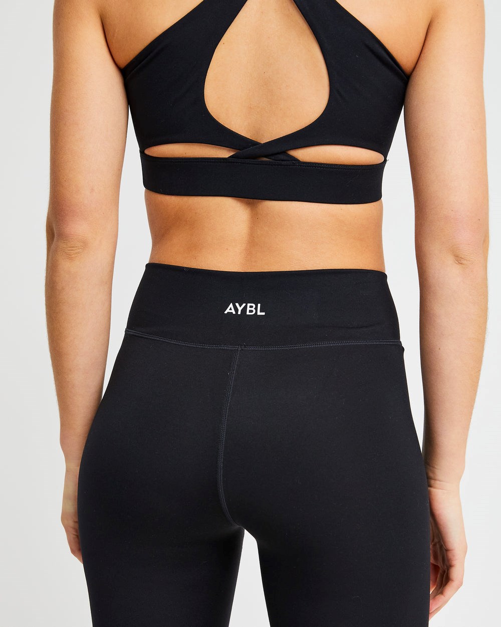 AYBL Flow Sports Bra Schwarz | 04189-AZYG