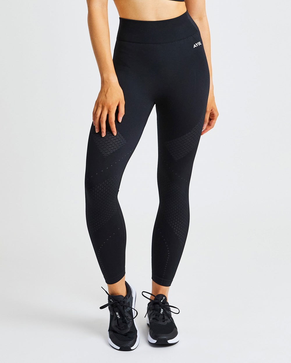 AYBL Ignite Seamless Leggings Schwarz | 30581-OXYH