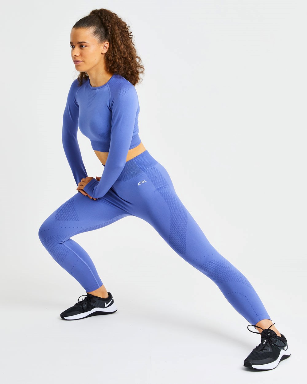 AYBL Ignite Seamless Long Sleeve Crop Top Blau | 43570-BCXD