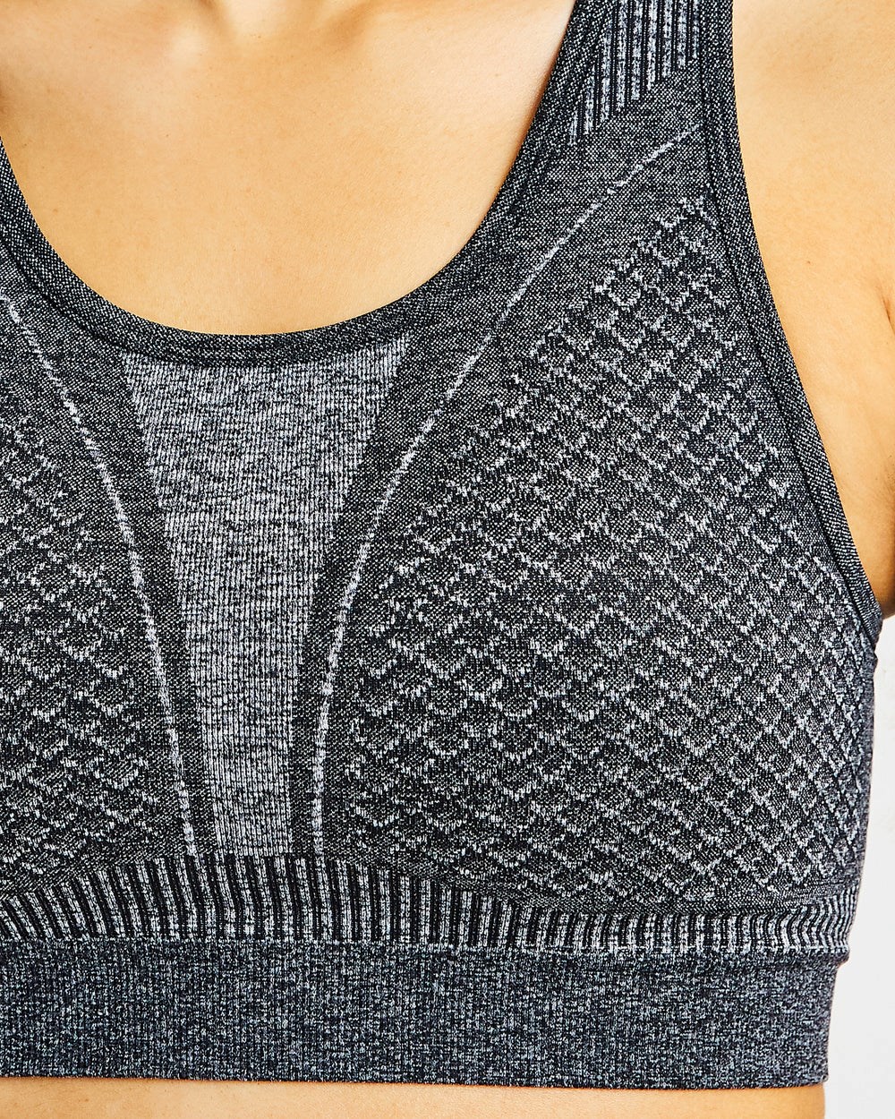 AYBL Impact Seamless Sports Bra Schwarz | 05148-IYOG