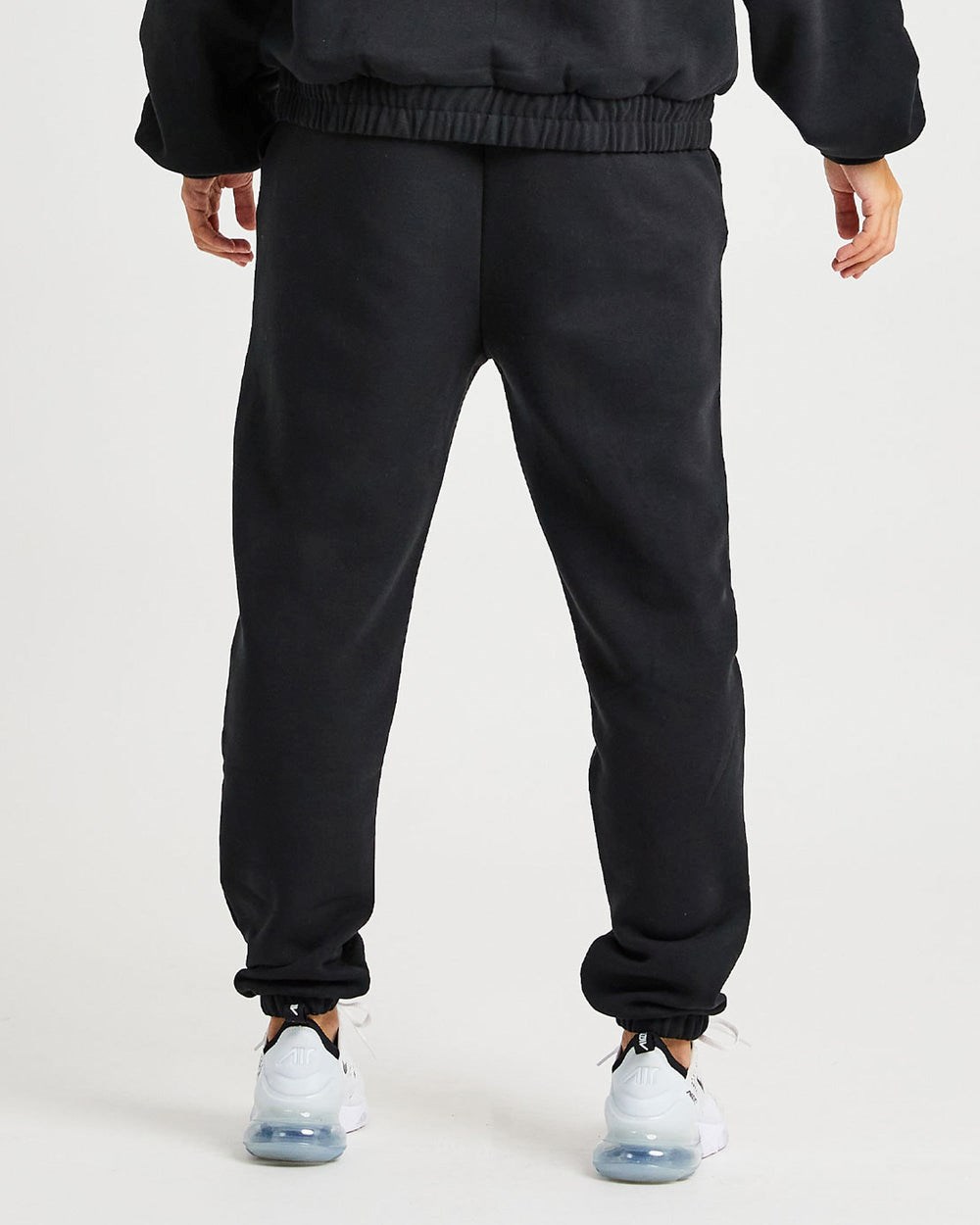 AYBL Luxe Joggers Schwarz | 74560-HQMT