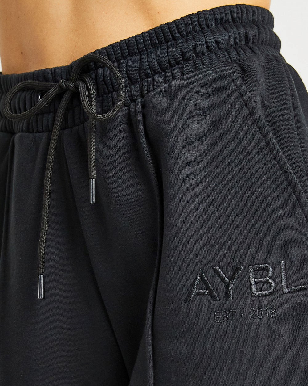 AYBL Luxe Joggers Schwarz | 74560-HQMT