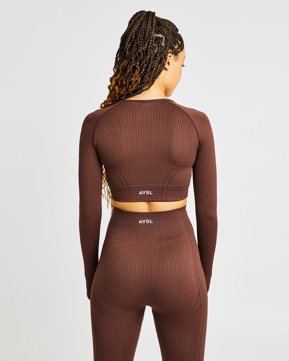 AYBL Luxe Seamless Long Sleeve Crop Top Braun | 26509-SJRD