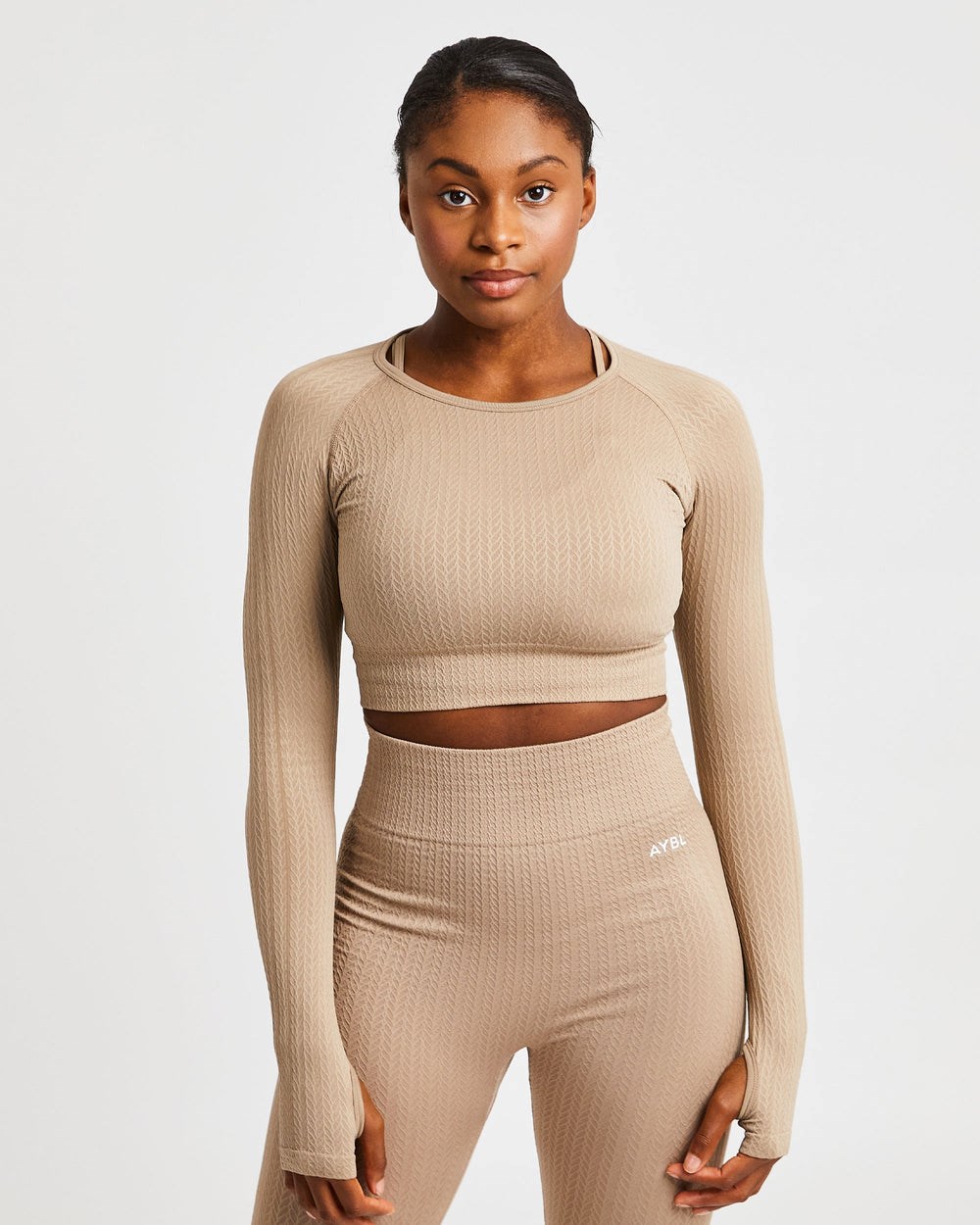 AYBL Luxe Seamless Long Sleeve Crop Top Mocha | 49176-NJUF